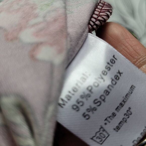 NWT 3XL stretchy floral wrap dress knee-length red exposed shoulder flirty POSES - Picture 4 of 9